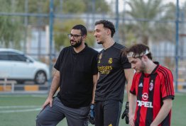 كرة القدم في نصف ملعب 1 ضد 1