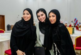 كلية الصيدلة: يوم عروض طلبة السنة النهائية