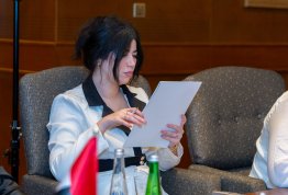 اتفاقية تعاون بين جامعة العين ومجموعة أبولونيا وسينيرجي الطبية